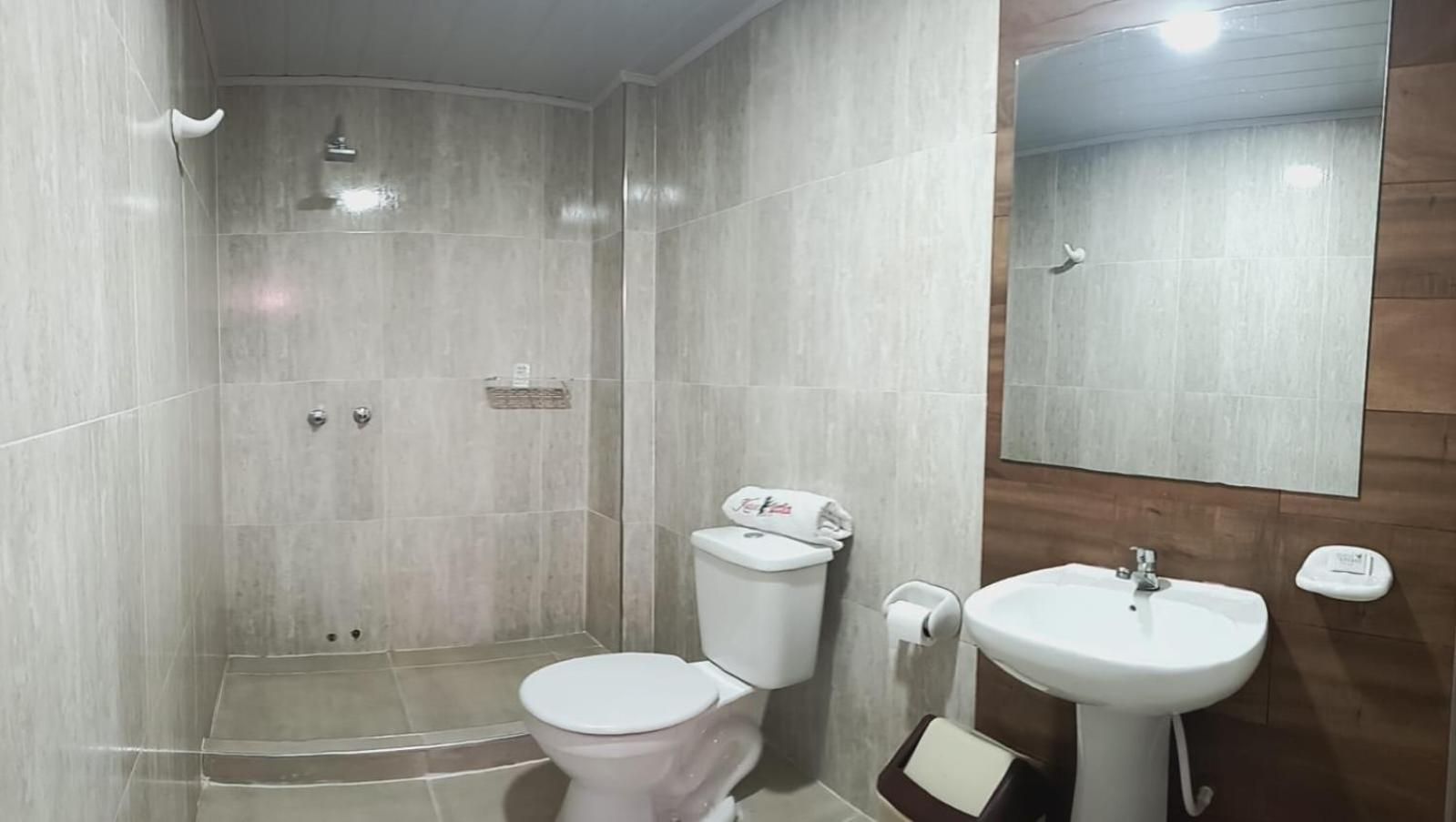 Kultur Berlin Hostel & Suites Сукре Екстериор снимка